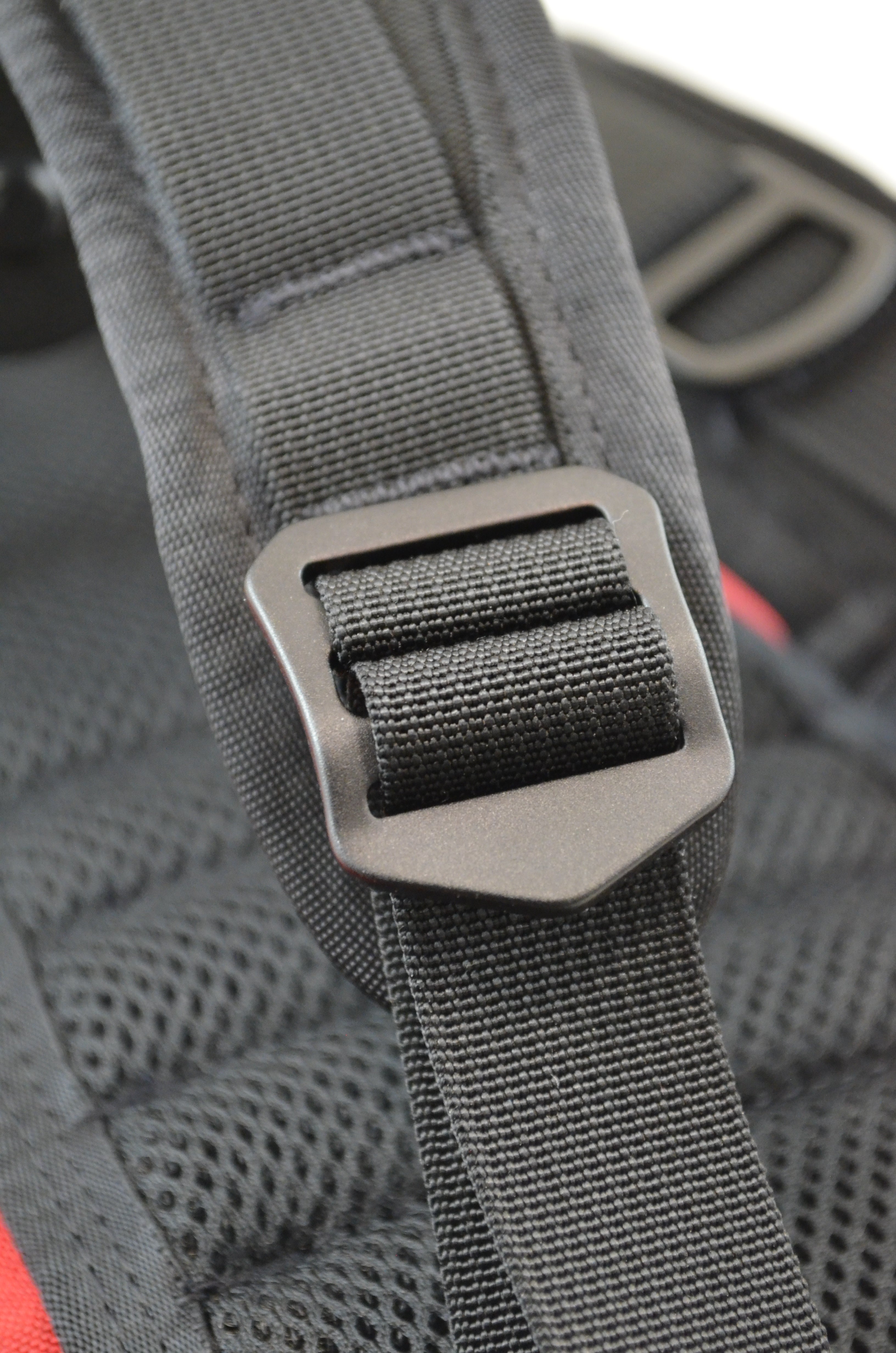 Canvas Senda 21L Backpack